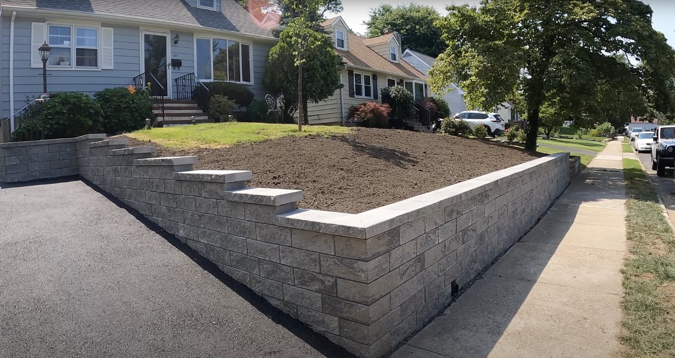 Concrete retaining wall and masonry construction in Oviedo, FL